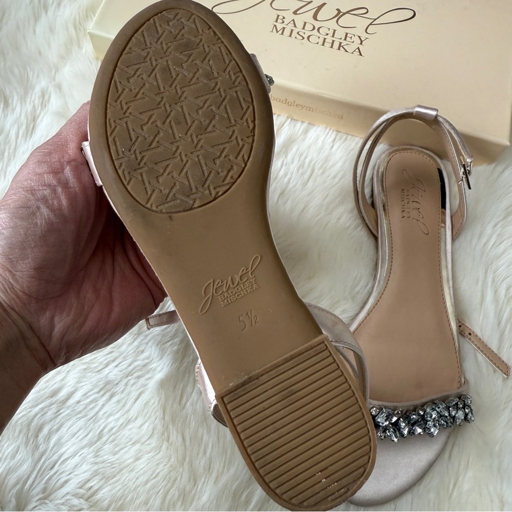 Jewel Badgley Mischka Ohara Minimalist Crystal Adorned Flats size 5.5 - Picture 4 of 5